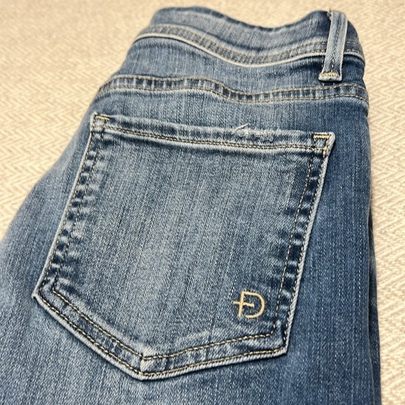 Fidelity Gwen Crop high rise, skinny crop jeans. Size 26. - Picture 2 of 14